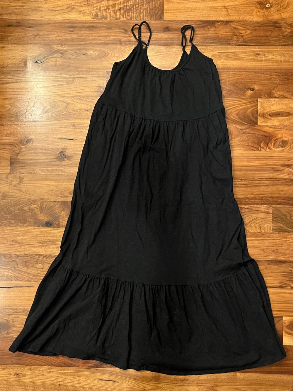 Z Supply Waverly Dress in black (size-M)